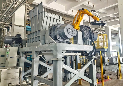 废金属再生资源回收厂设备,废旧汽车破碎机