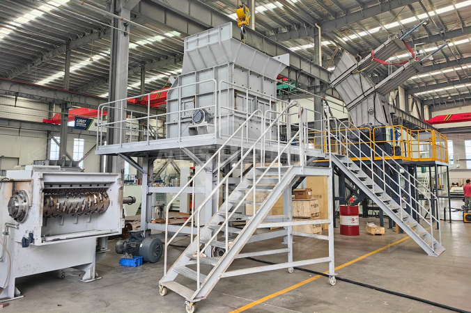 中东生活垃圾回收项目用破袋机