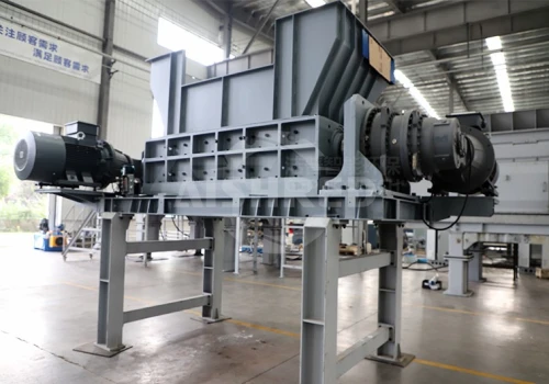 双轴工业垃圾撕碎机，GDI系列剪切式大扭矩