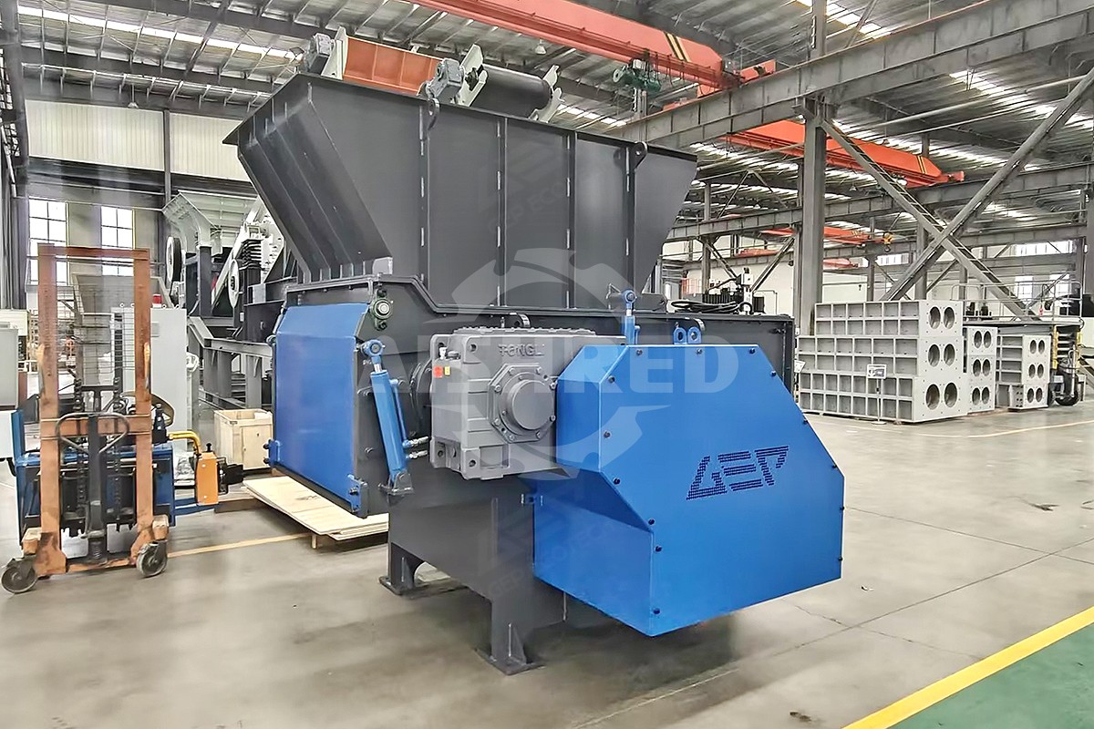 GSS平推单轴撕碎机