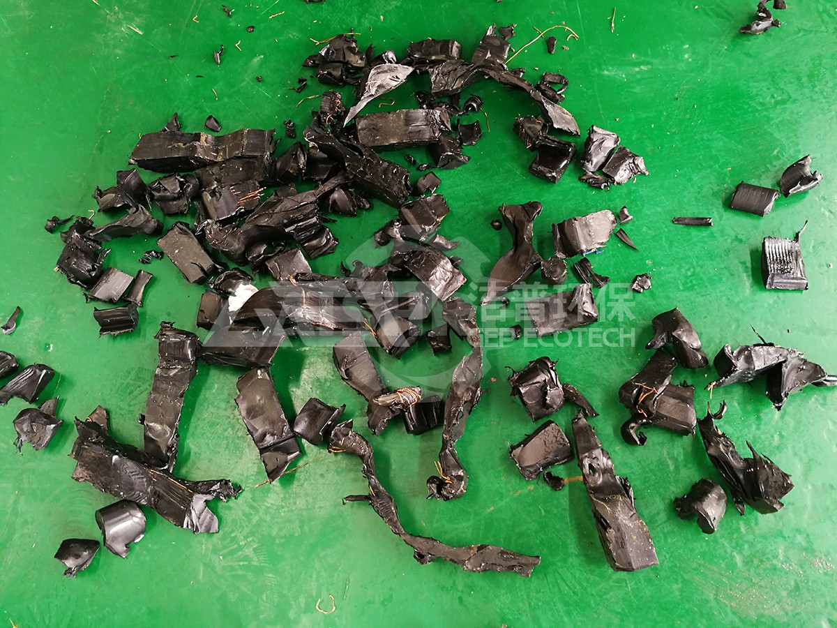 机头料塑料破碎效果