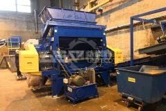 1200塑料破碎机配多大电机_1200废塑料撕碎机多少钱？